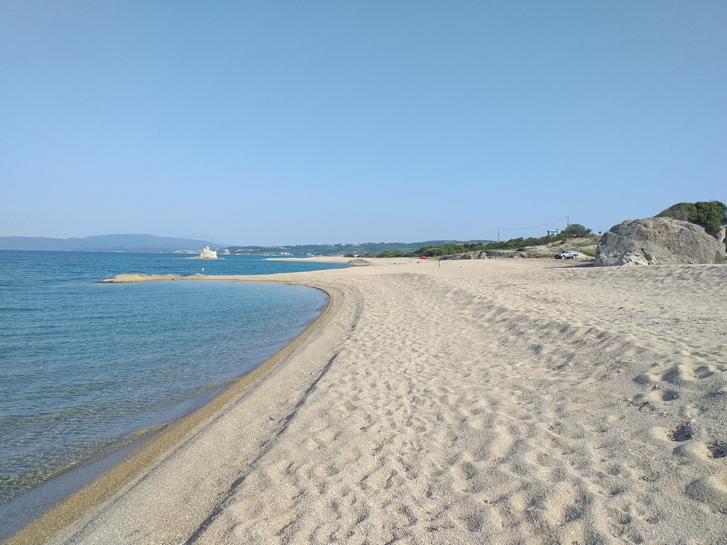  Kakoudia plaža 